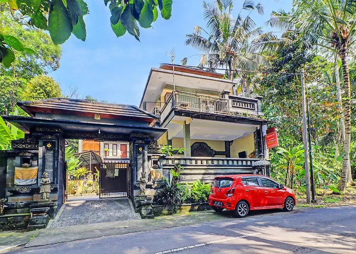 Oyo 92438 Nugraha Near Monkey Forest Hotel 2*